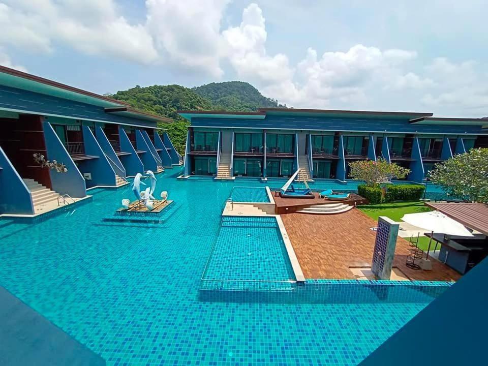 The Phu Beach Hotel - Sha Plus Ao Nang Екстериор снимка